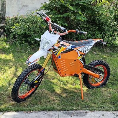 Motocicletta elettrica ad alta velocità da 2000W fabbricata in con scelte di colore personalizzate