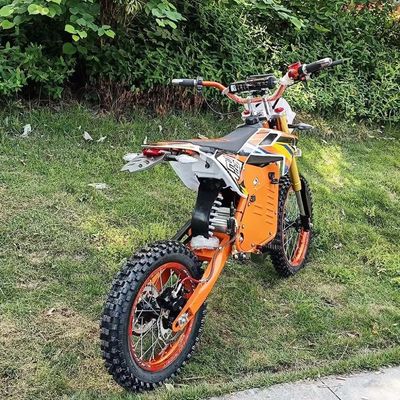 Motocicletta elettrica ad alta velocità da 2000W fabbricata in con scelte di colore personalizzate