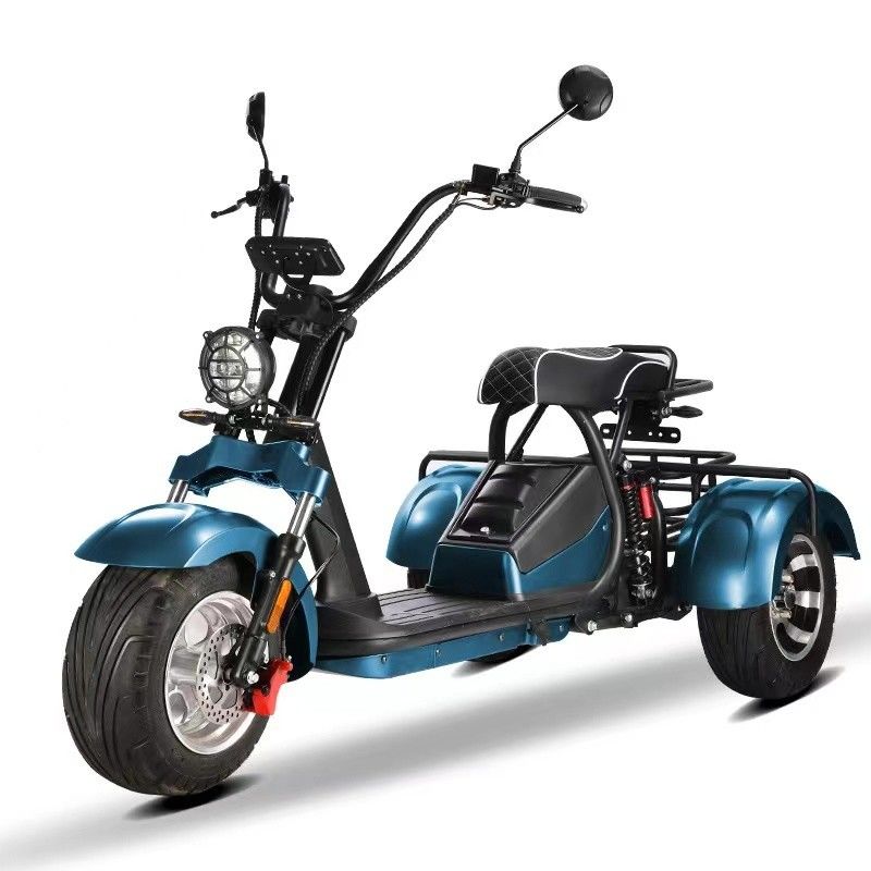 Unisex 2000W Potente 3 ruote Fat Tire sospensione Scooter elettrico 5-6H Tempo di ricarica